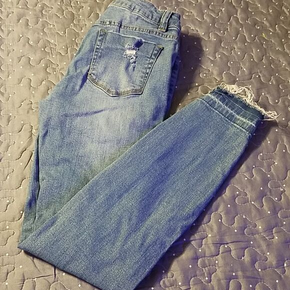 Cred distressed jeans size 3 - Picture 2 of 4